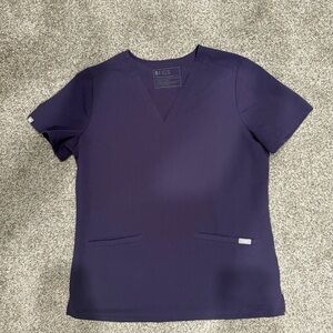 Figs Women's Deep Purple Short Sleeve Top